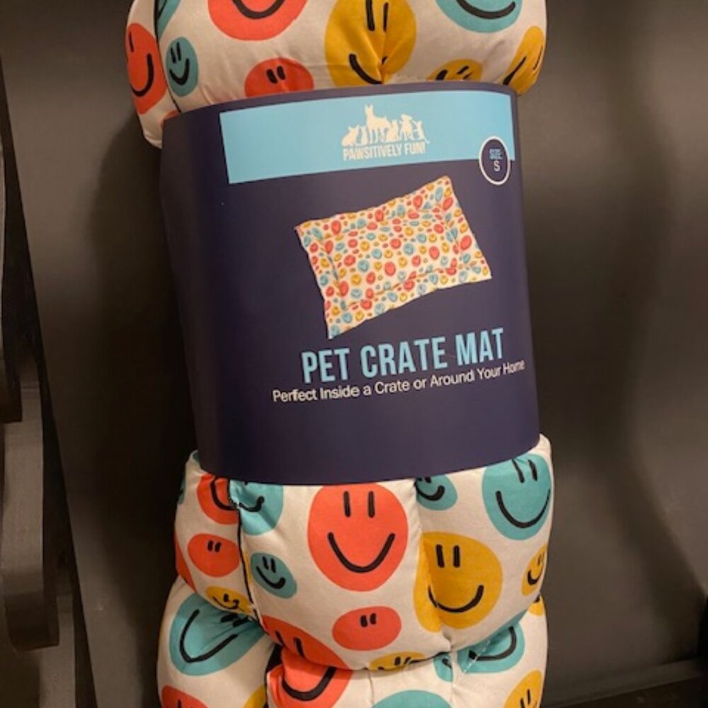 2 PAWSITIVELY FUN! PET CRATE MAT
